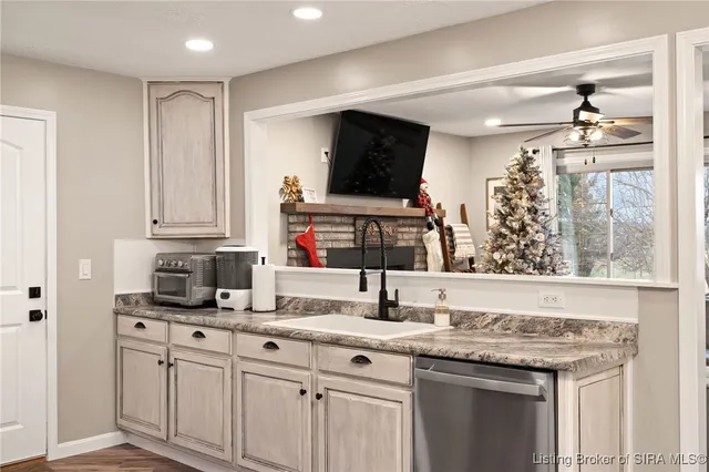 $234,900 | 2929 Anna Lane Northwest, Corydon, IN 47112