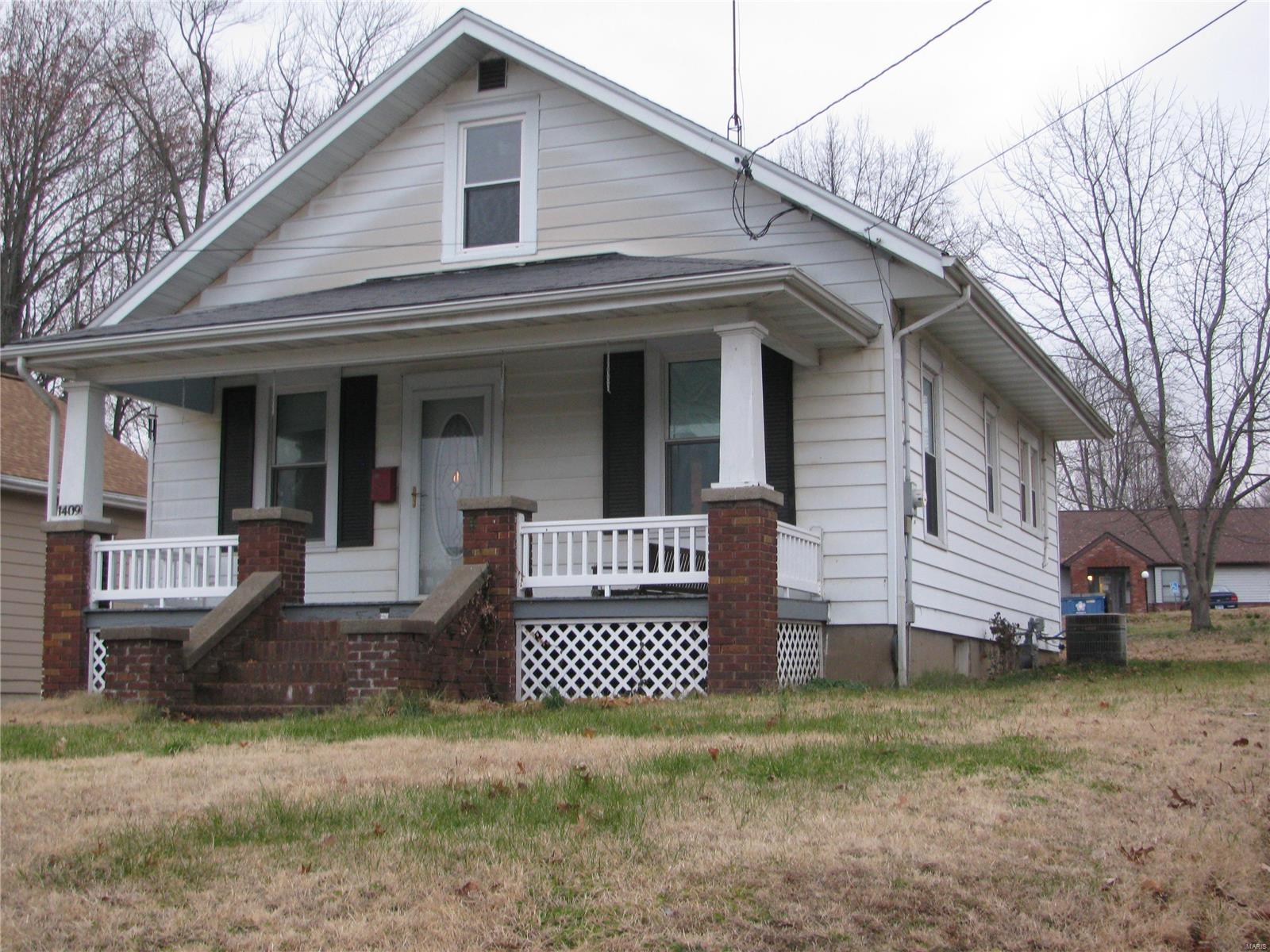 1409 Allendale Street Chester, IL 62233 - Photo 2 of 10 Gallery Image 2