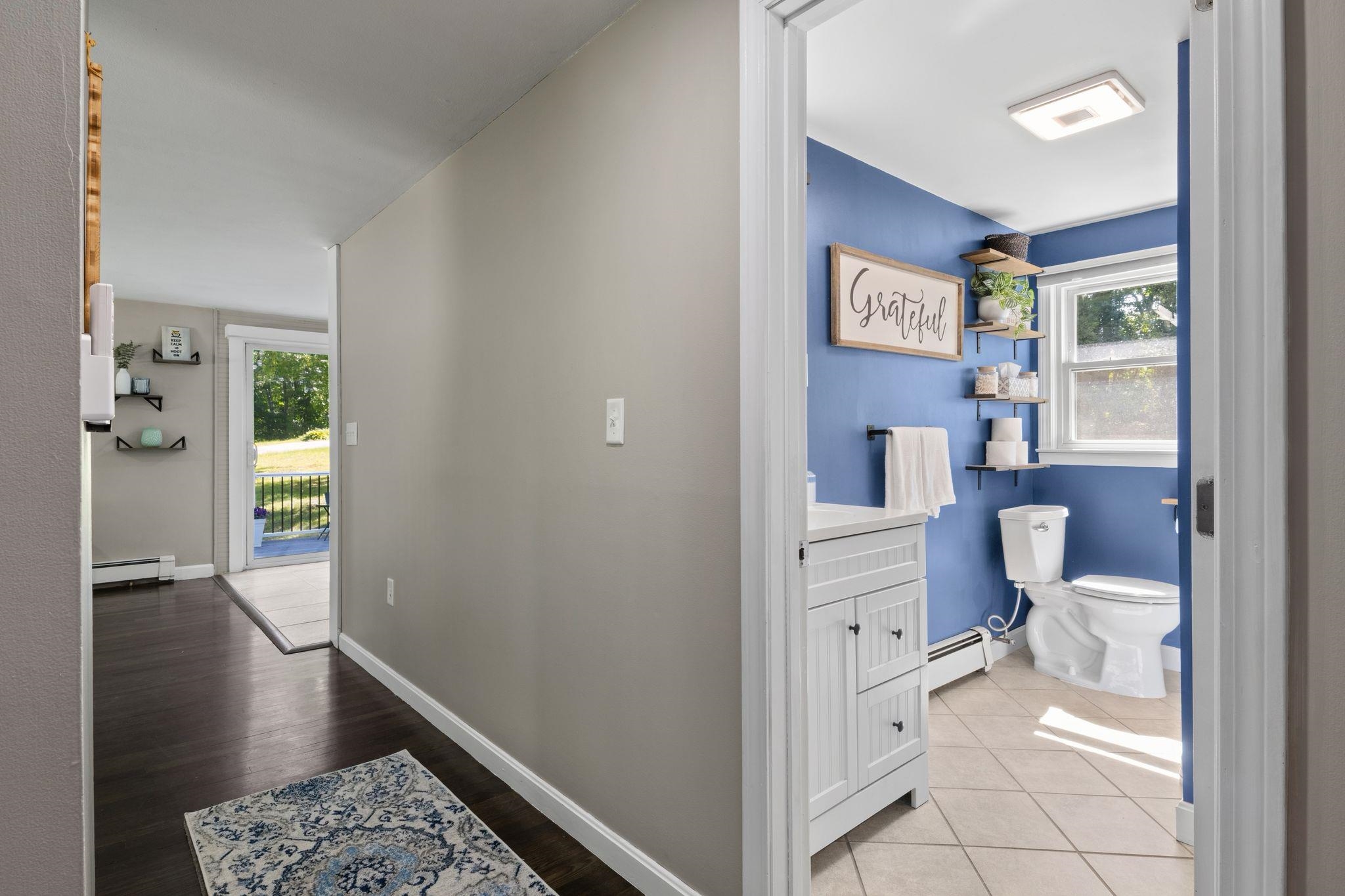8 Diana Road Derry, NH 03038 - Photo 16 of 48
