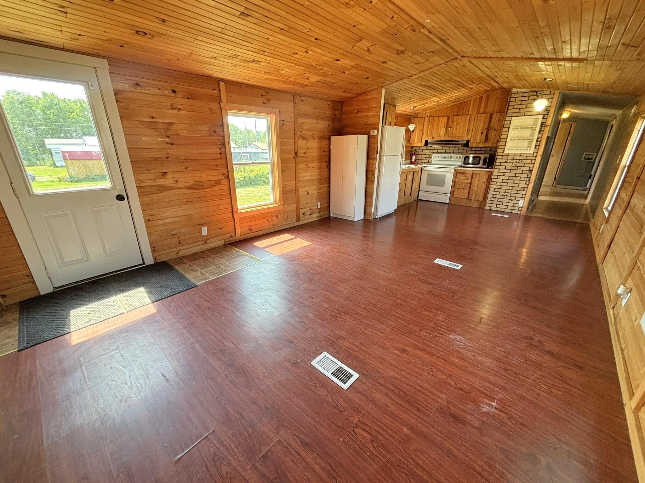 722 Hinckley Road Clinton, ME 04927 - Photo 5 of 30 5. Living Room