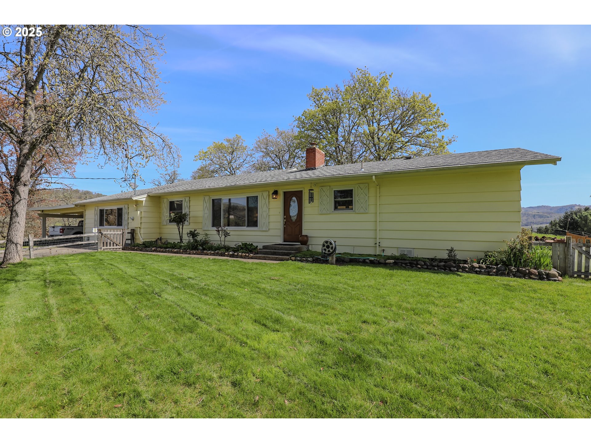 383 Little Valley Road Roseburg, OR 97471 - Photo 1 of 48