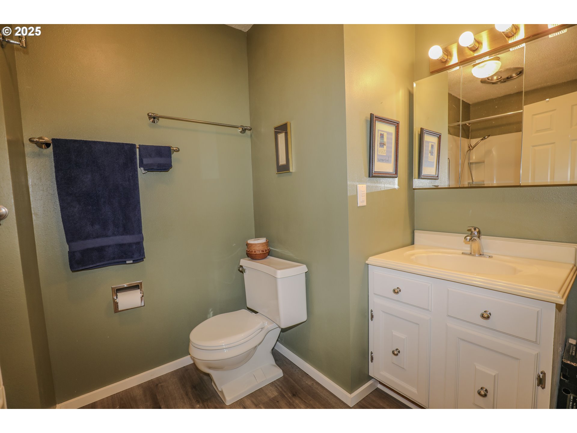 383 Little Valley Road Roseburg, OR 97471 - Photo 23 of 48