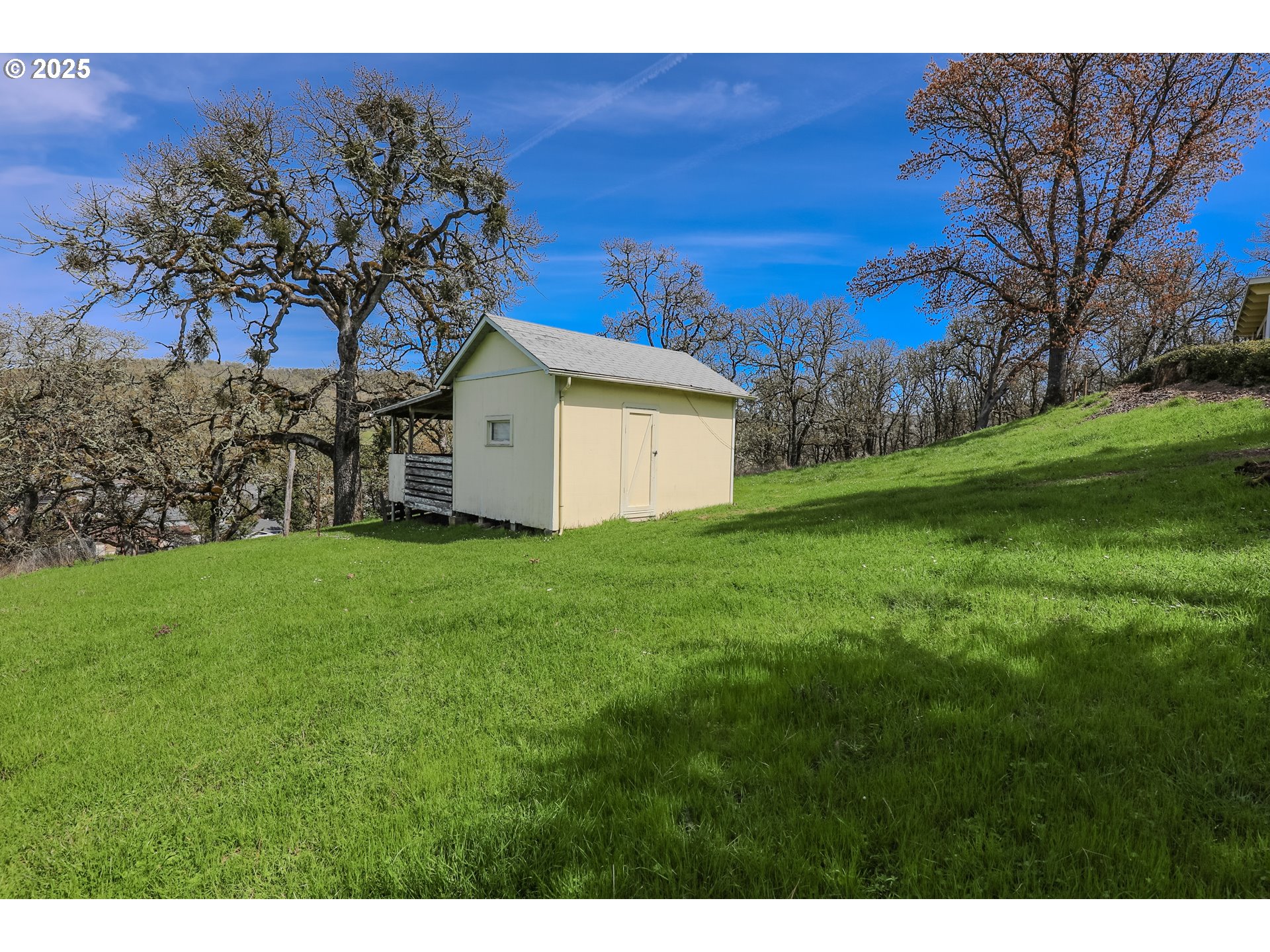 383 Little Valley Road Roseburg, OR 97471 - Photo 34 of 48