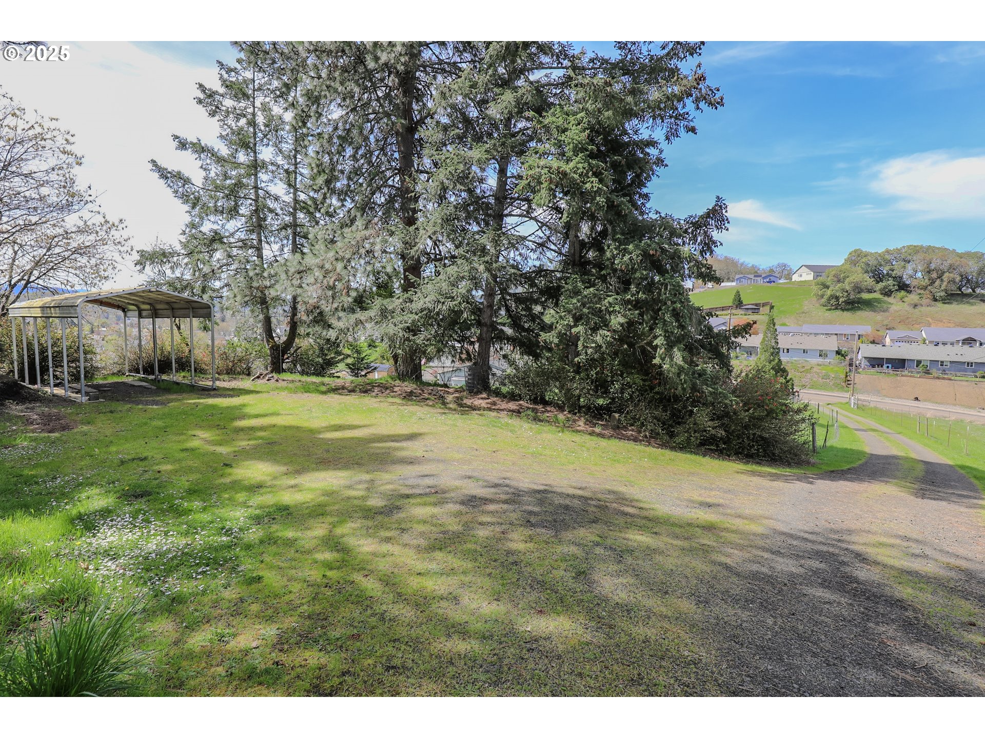383 Little Valley Road Roseburg, OR 97471 - Photo 36 of 48