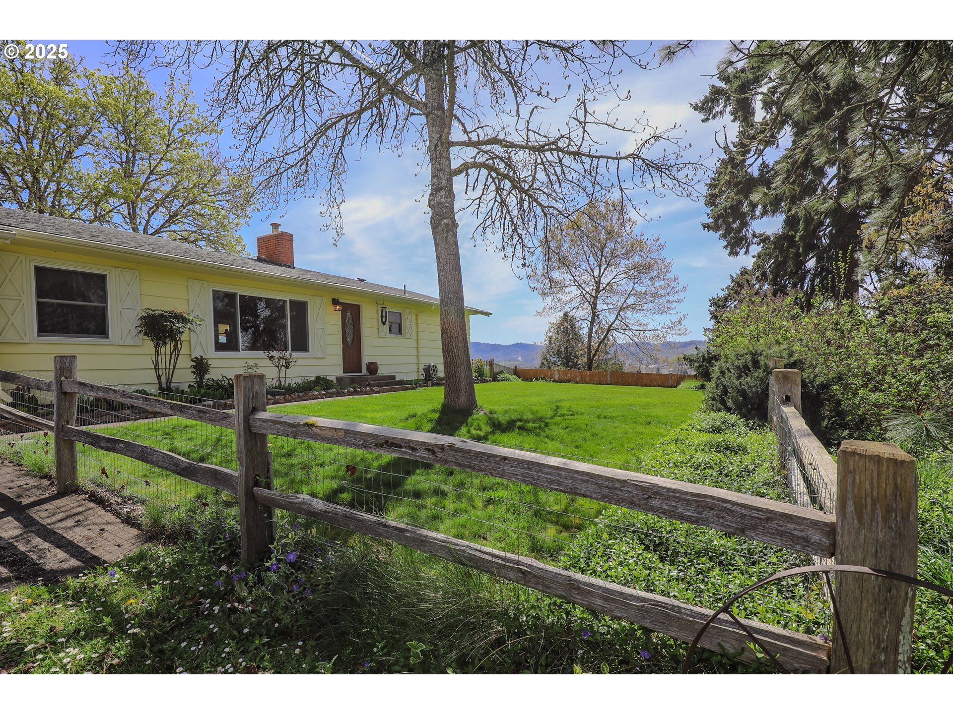 383 Little Valley Road Roseburg, OR 97471 - Photo 39 of 48