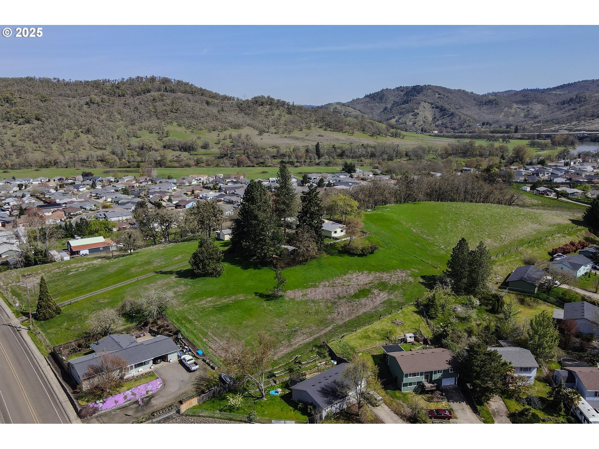 383 Little Valley Road Roseburg, OR 97471 - Photo 42 of 48