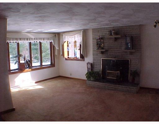 133 Election House Road Prospect, PA 16052 - Photo 7 of 13 Living Room.