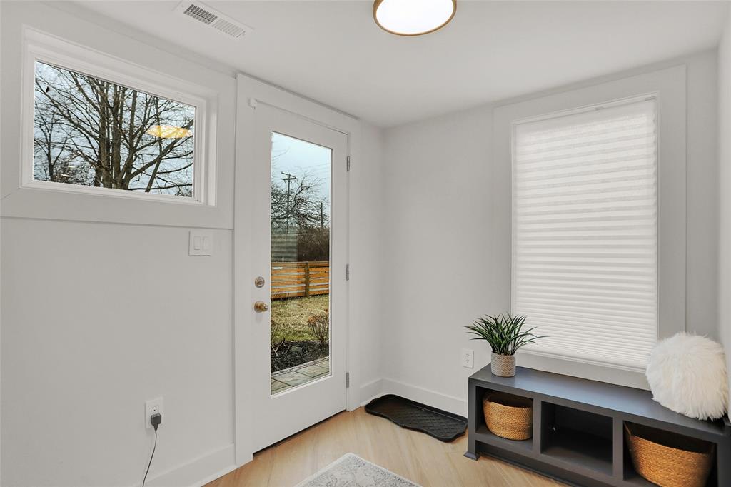 6202 Dean Road Indianapolis, IN 46220 - Photo 25 of 51 Gallery Image 25