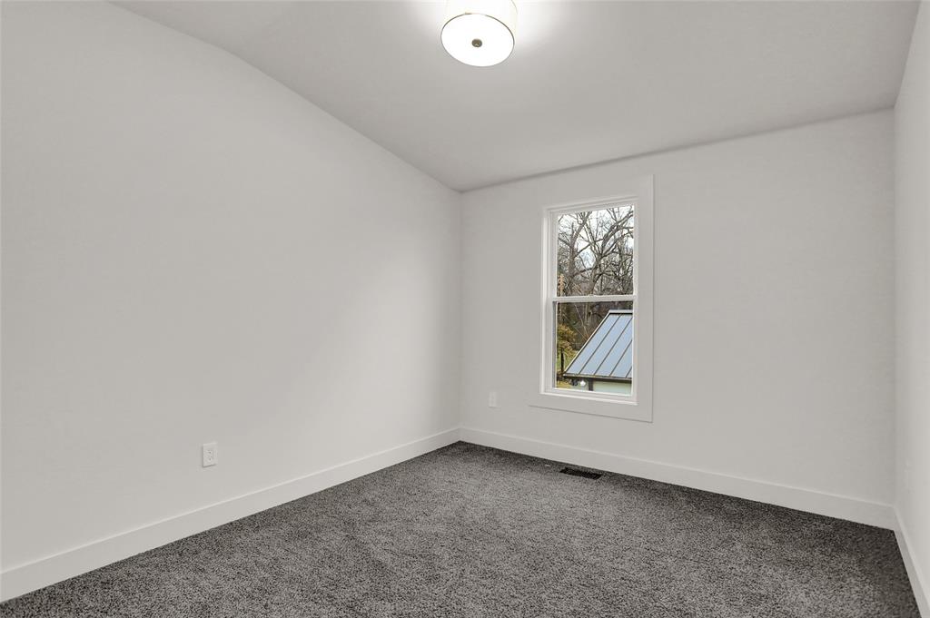 6202 Dean Road Indianapolis, IN 46220 - Photo 28 of 51 Gallery Image 28