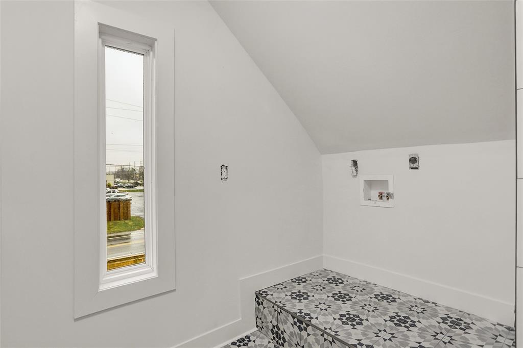 6202 Dean Road Indianapolis, IN 46220 - Photo 38 of 51 Gallery Image 38