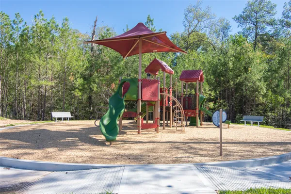 a house view with a outdoor space