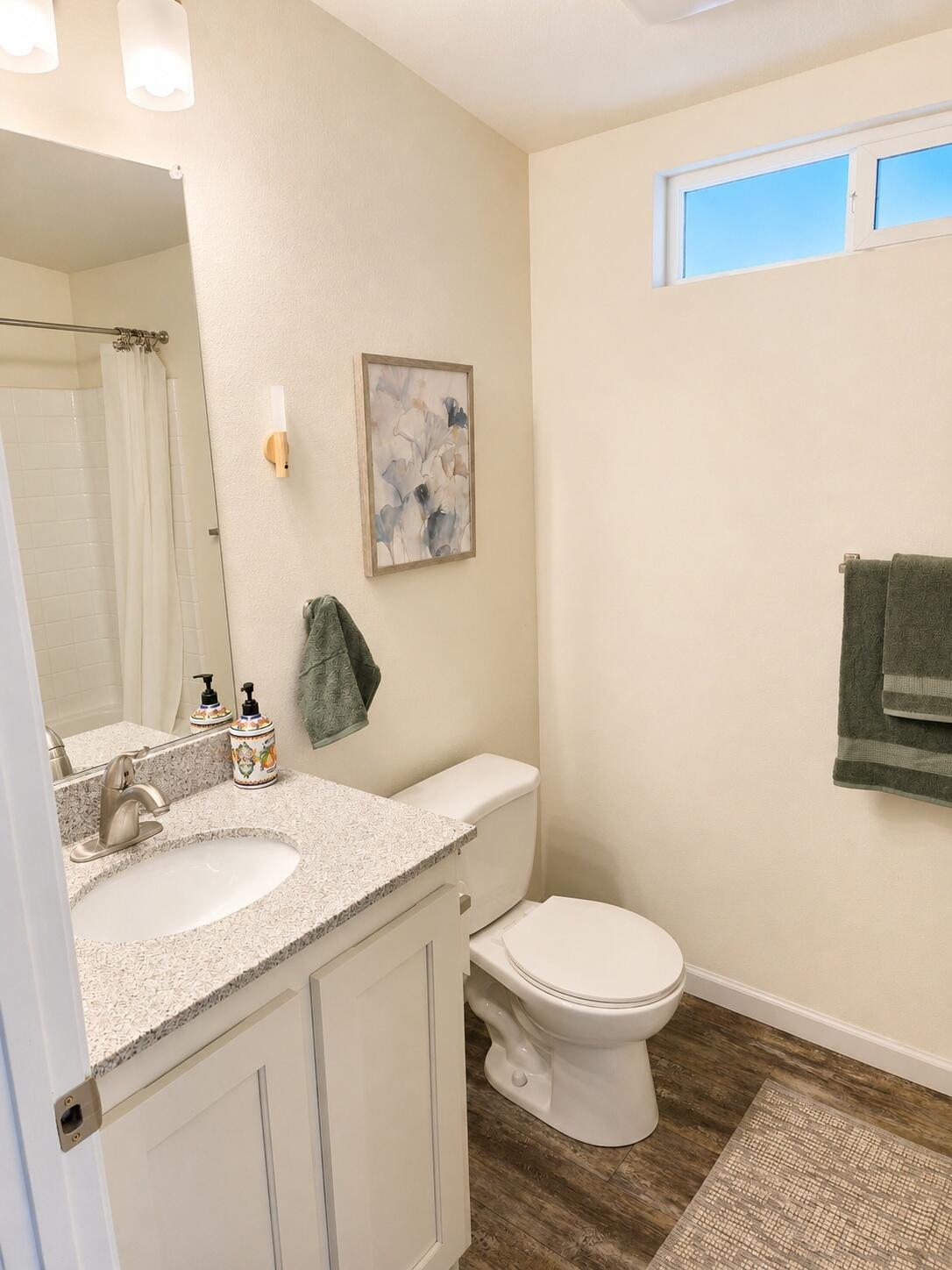 333 Old Mill Road, Unit 128 Santa Barbara, CA 93110 - Photo 14 of 31 guest bath