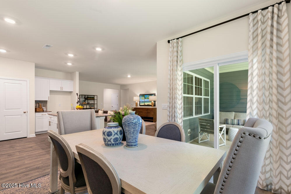 10854 Beard Way Bailey, NC 27807 - Photo 21 of 41 dr-horton-anderson-farm-booth-model-021