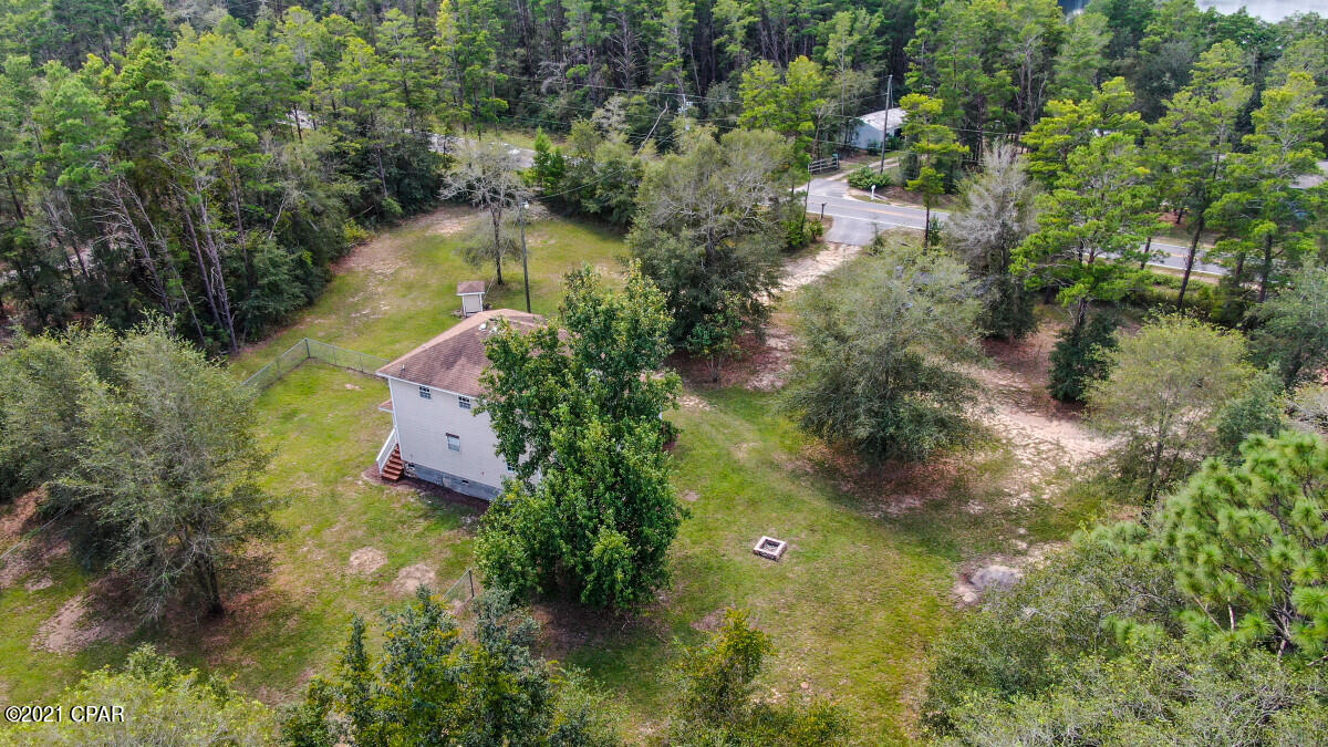 3322 C Lucas Lake Road Chipley, FL 32428 - Photo 1 of 32 Gallery Image 1