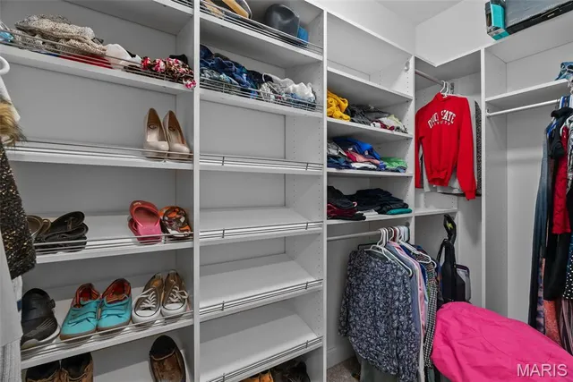 $899,000 | 827 Culloden Road, St. Louis, MO 63122