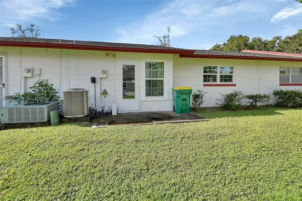 $229,900 | 217 North Hill Avenue, Unit 20, DeLand, FL 32724