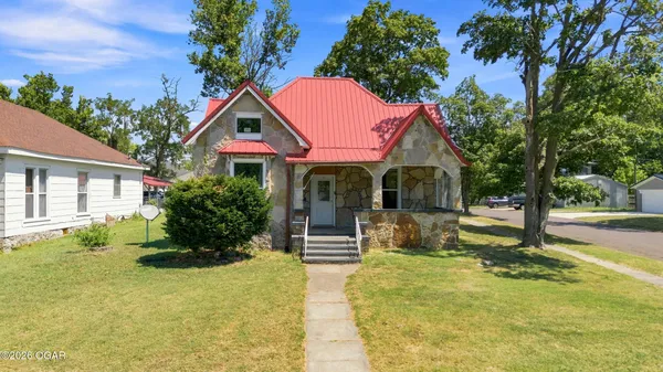 $134,900 | 401 2nd Street, Monett, MO 65708