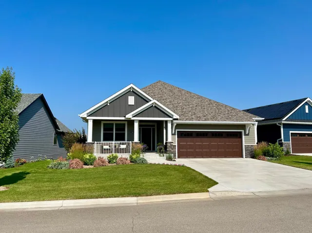 $545,000 | 1907 Erie Drive, Northfield, MN 55057