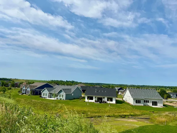 $545,000 | 1907 Erie Drive, Northfield, MN 55057