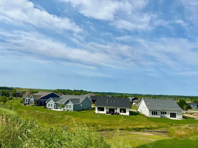 $545,000 | 1907 Erie Drive, Northfield, MN 55057