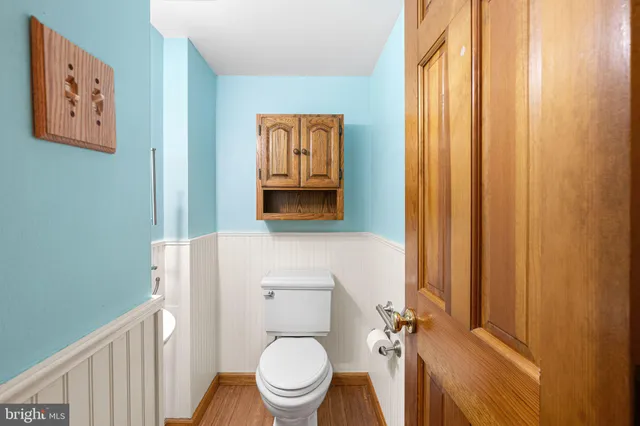 $350,000 | 3958 Rowena Drive, Philadelphia, PA 19114