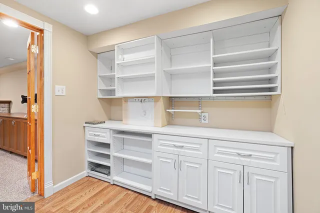 $350,000 | 3958 Rowena Drive, Philadelphia, PA 19114