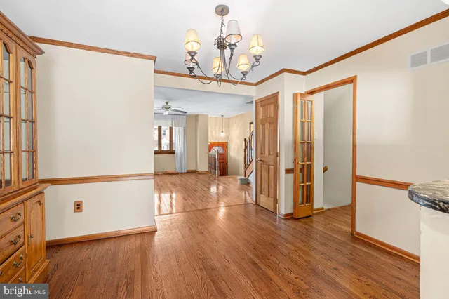 $350,000 | 3958 Rowena Drive, Philadelphia, PA 19114