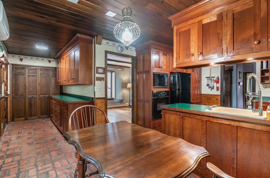 200 Waverly Road North Andover, MA 01845 - Photo 16 of 28 Gallery Image 16