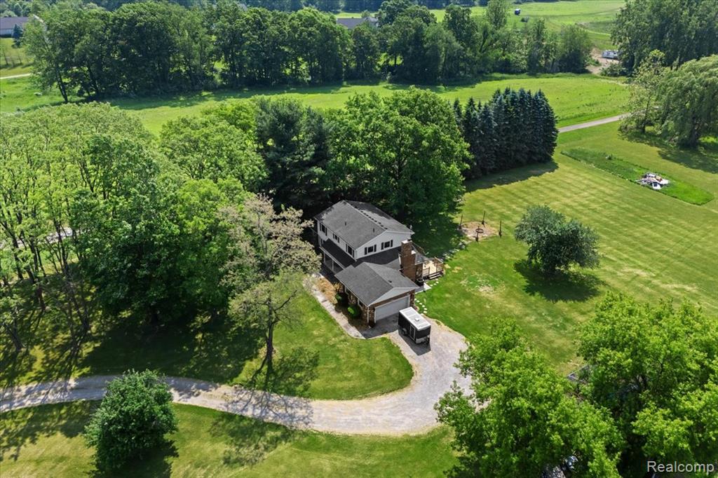 3757 Chase Lake Road Howell, MI 48855 - Photo 39 of 46