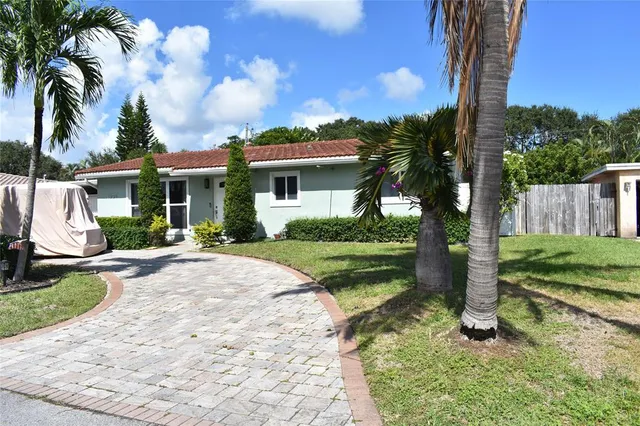 $799,900 | 1991 Northeast 34th Street, Lighthouse Point, FL 33064