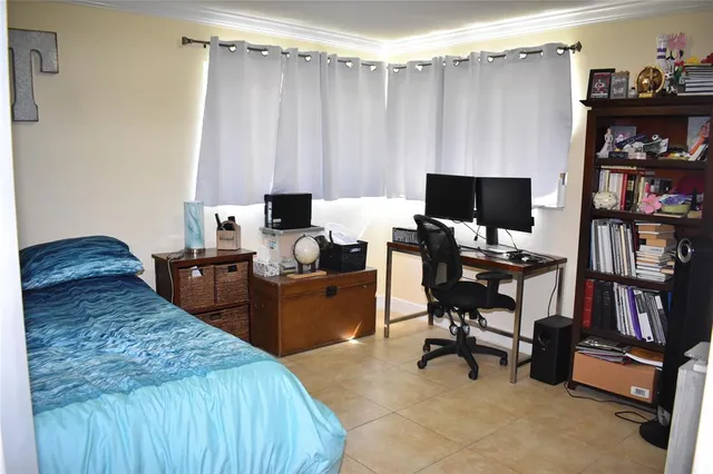 $799,900 | 1991 Northeast 34th Street, Lighthouse Point, FL 33064