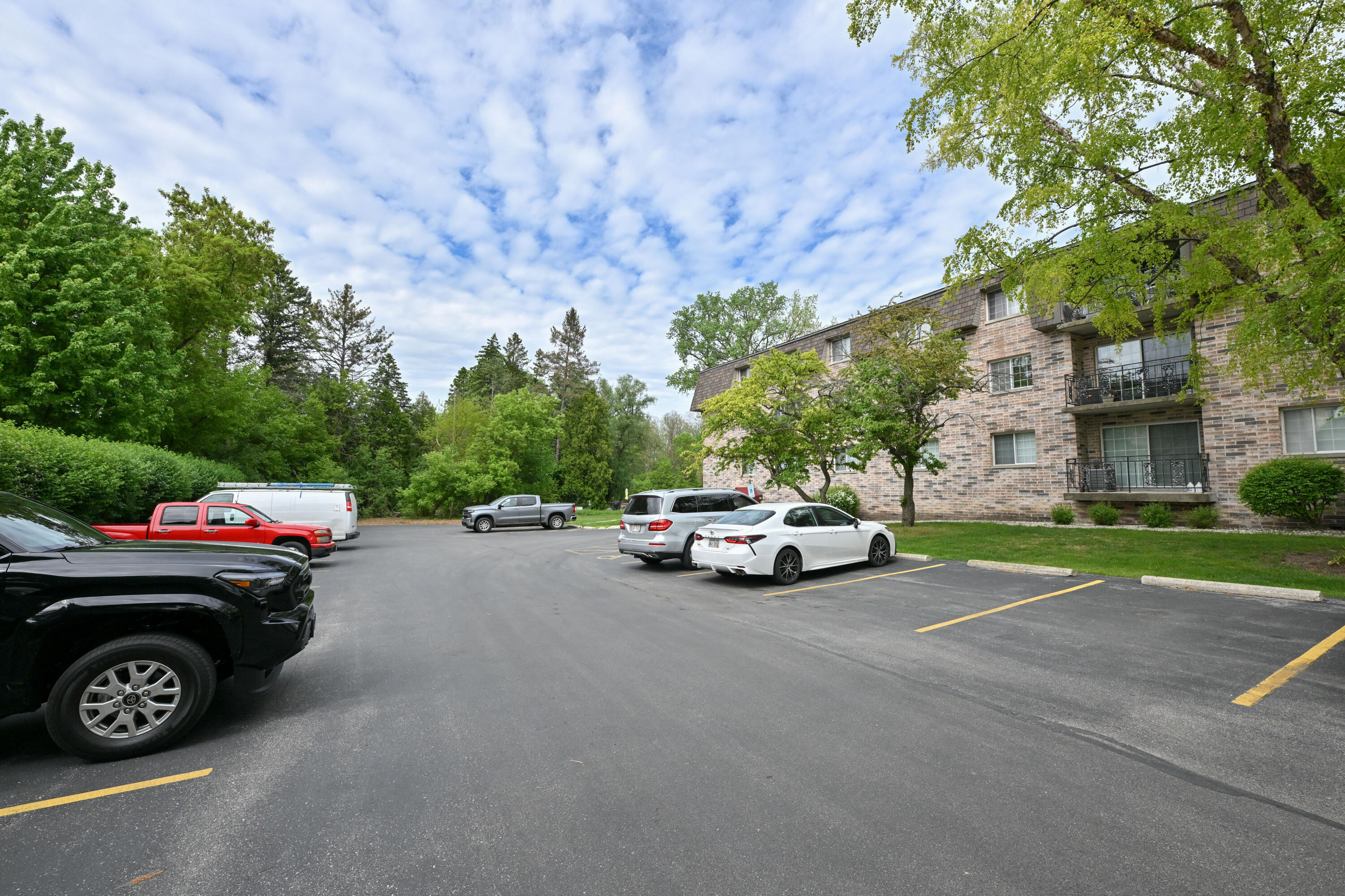 1730 West Green Tree Road, Unit 104 Glendale, WI 53209 - Photo 27 of 28 Photo (36)