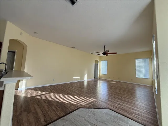 $2,600 | 12032 Timberhill Drive, Riverview, FL 33569