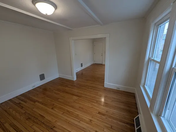 $2,145 | 112 King Street, Unit A, Northampton, MA 01060