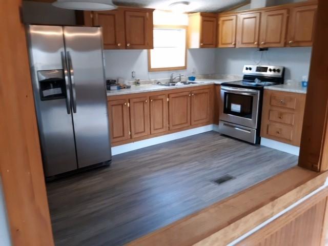 4 Crystal Ledge Road South Paris, ME 04281 - Photo 7 of 27 kitchen