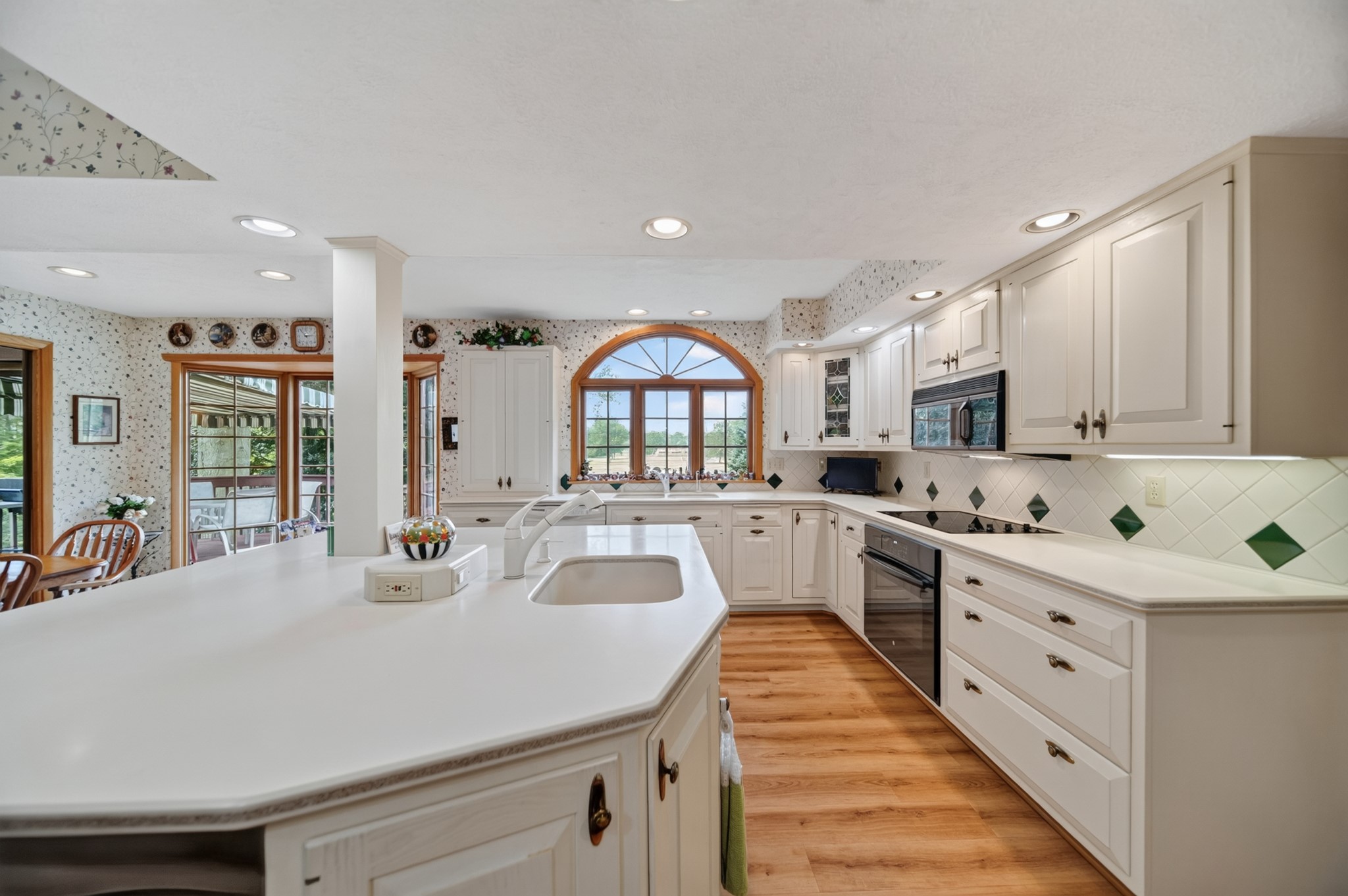 1002 Ruth Avenue Erie, PA 16509 - Photo 12 of 26 Gallery Image 12
