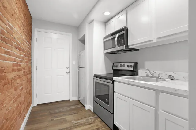 $625,000 | 119 South 2nd Street, Boonville, IN 47601