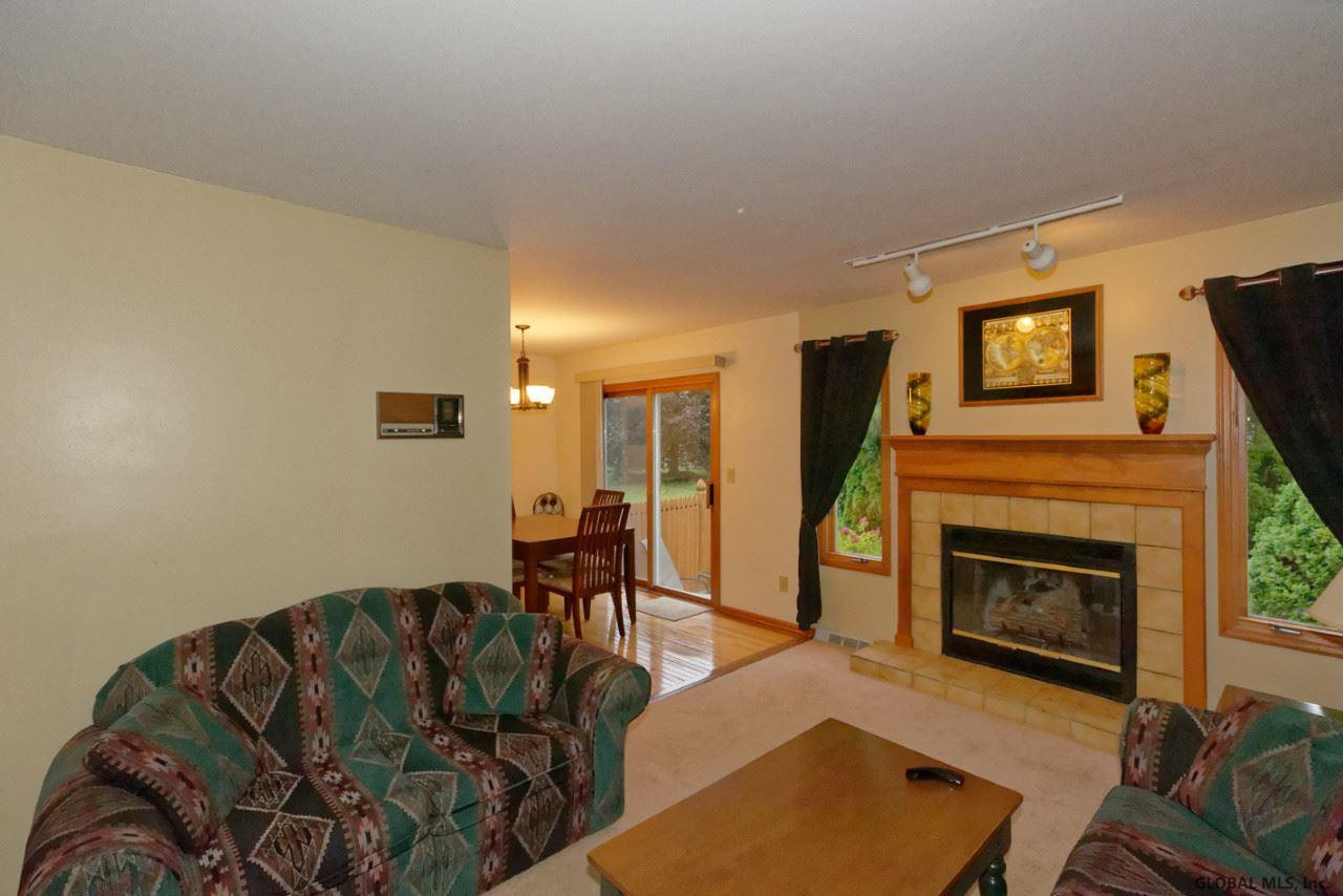 2037 Rosedale Way Guilderland, NY 12303 - Photo 4 of 29 Photo 4