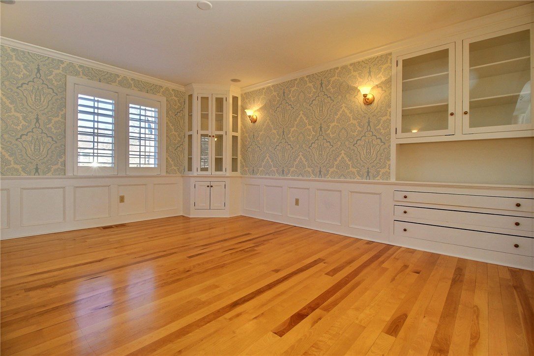 45 Happy Valley Road Westerly, RI 02891 - Photo 13 of 39