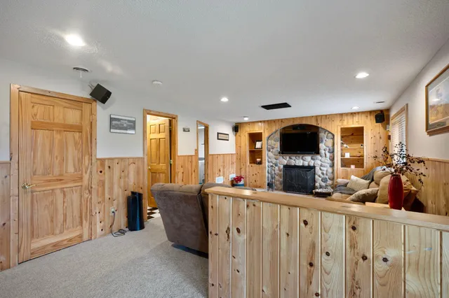 $425,000 | 13342 290th Avenue Northwest, Zimmerman, MN 55398