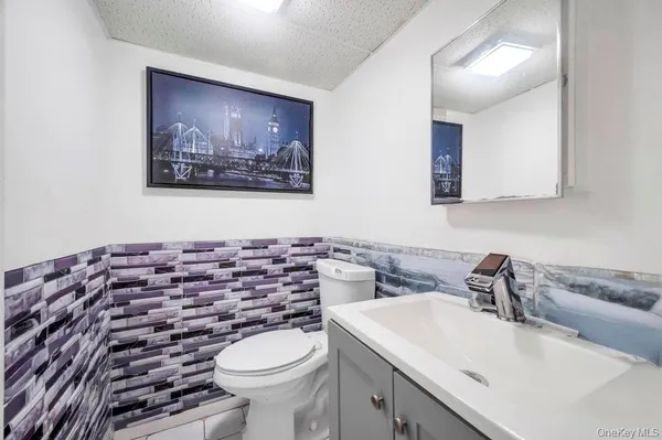 $599,999 | 3 Francisco Avenue, Central Islip, NY 11722