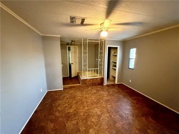 $1,900 | 709 Magnolia Ridge Road, Boutte, LA 70039