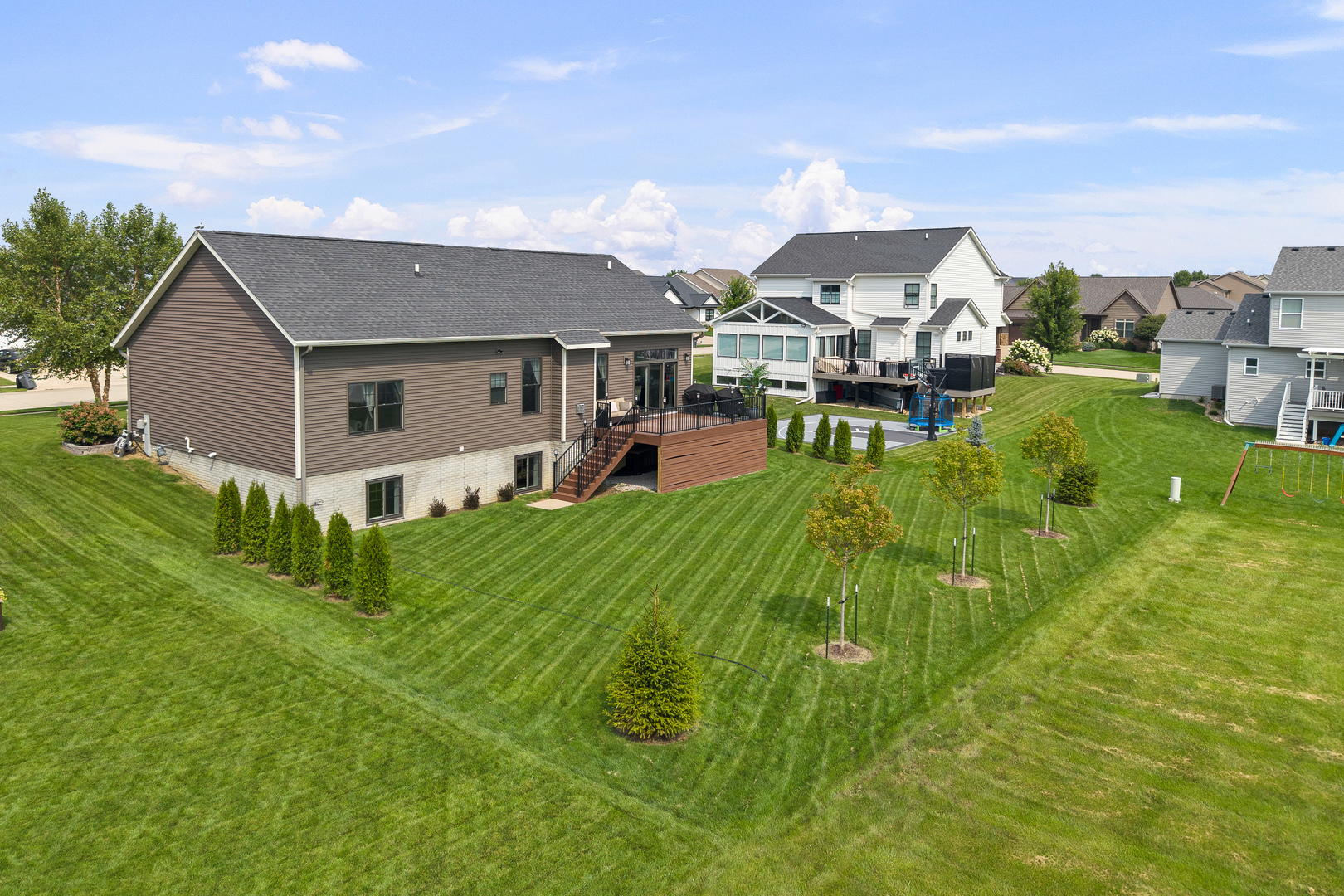 5555 Emily Road Bettendorf, IA 52722 - Photo 7 of 62 Gallery Image 7