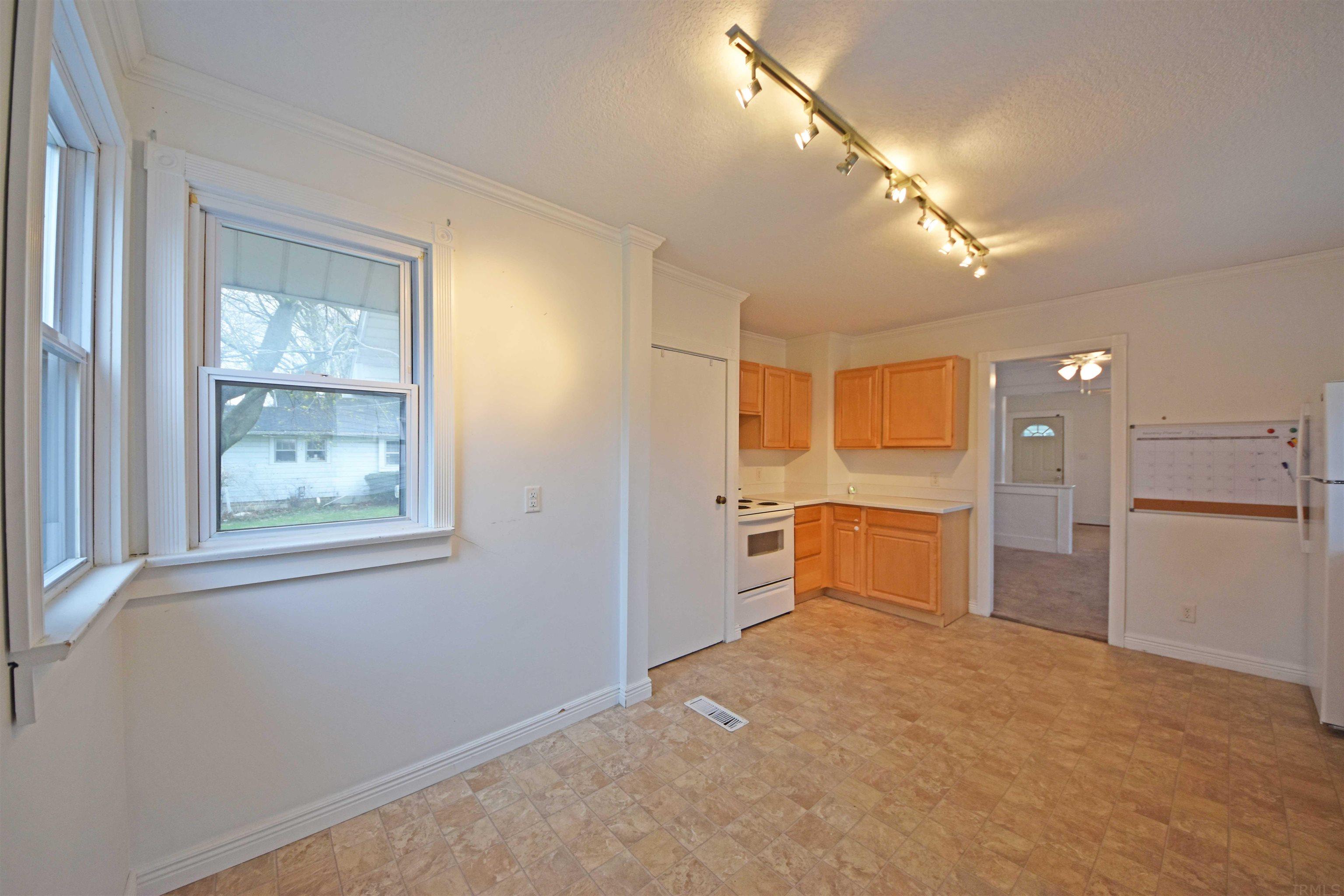 7307 Baer Road Fort Wayne, IN 46809 - Photo 10 of 27 Gallery Image 10