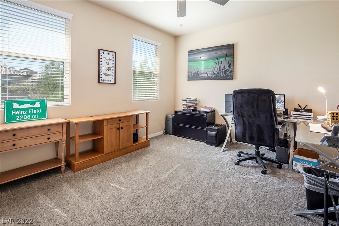 10956 Hunting Hawk Road Las Vegas, NV 89179 - Photo 22 of 33
