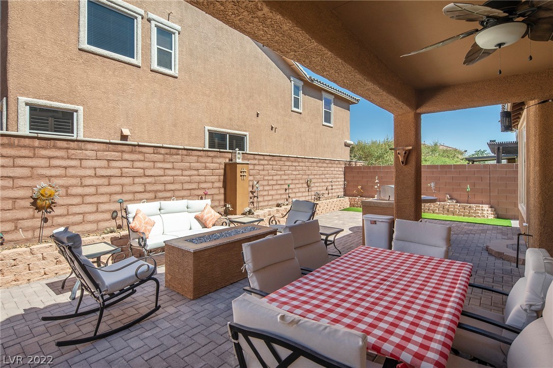 10956 Hunting Hawk Road Las Vegas, NV 89179 - Photo 30 of 33