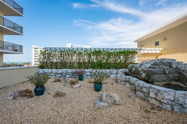 $1,350,000 | 800 North Tamiami Trail, Unit 1217, Sarasota, FL 34236