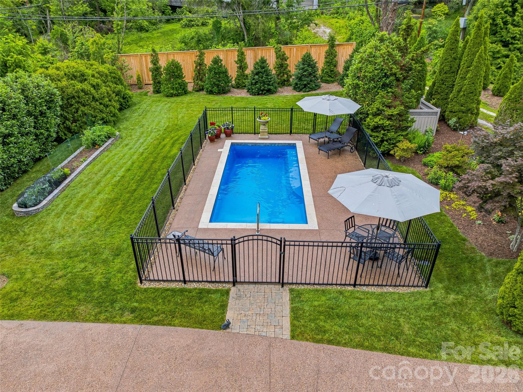 76 Edgelawn Road Asheville, NC 28804 - Photo 40 of 48
