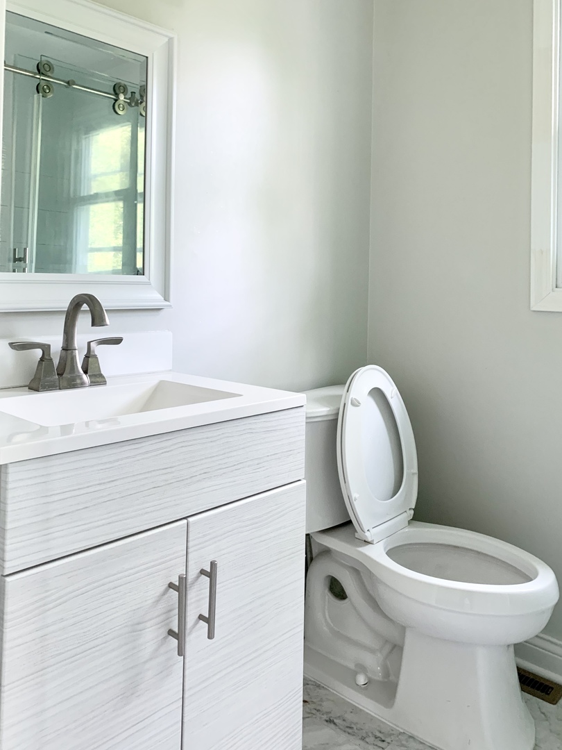 709 Juneway Avenue Deerfield, IL 60015 - Photo 12 of 26