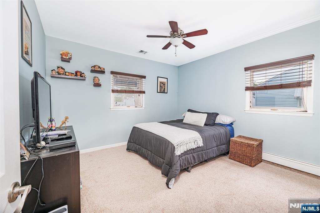 153 Howard Avenue Rochelle Park, NJ 07662 - Photo 13 of 40